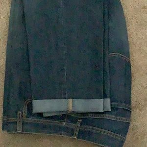 ☀️Chico’s Denim Cuffed Jeans☀️